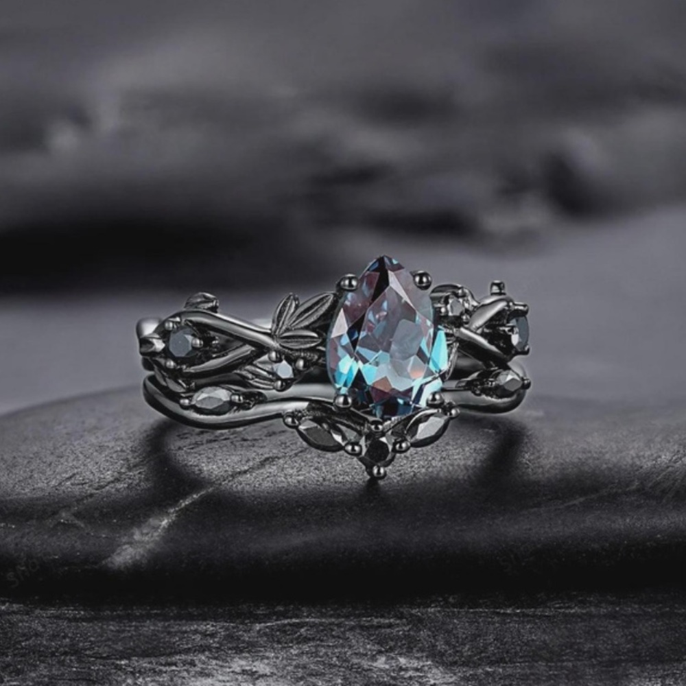 Sapphire Blue Cubic Zirconia Black Ring NWT 2 Pieces Stackable Turkish Design - Picture 4 of 5